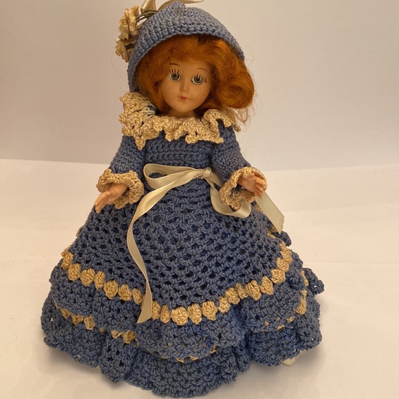 🎉HP🎉 - 3 VINTAGE 1950’s PLASTIC DOLLS with CROCHET DRESSES - Picture 13 of 16